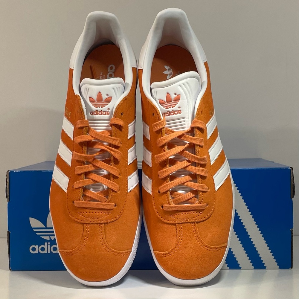 🧡 [BRAND NEW] ADIDAS GAZELLE SOLAR ORANGE WOMENS SHOES SIZE 9 SNEAKERS 🧡 - Picture 5 of 8